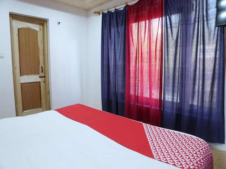 Oyo 14152 Hotel Eco Exotic
