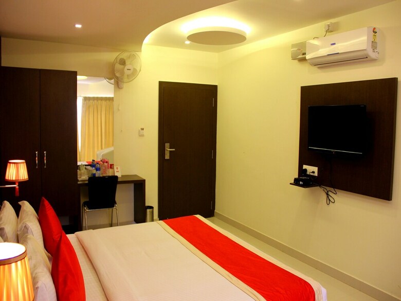 Oyo 5702 Hotel Rajmahal Orchid