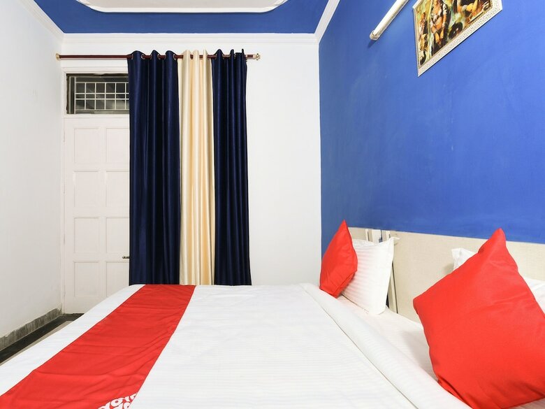 Hotel Oyo 16687 Namdeep
