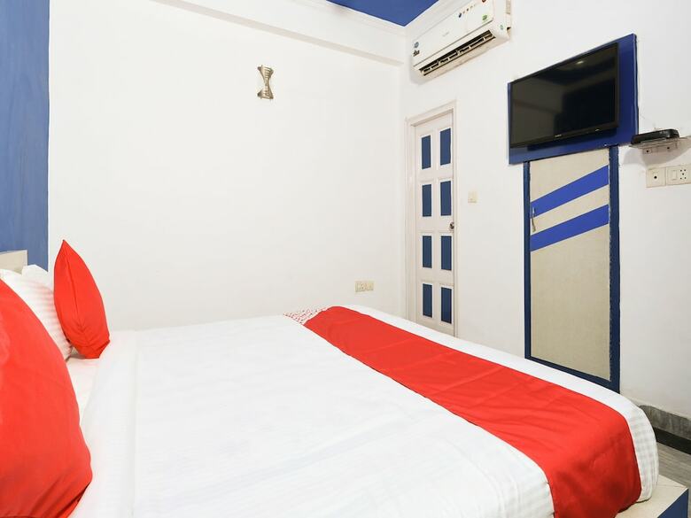 Hotel Oyo 16687 Namdeep