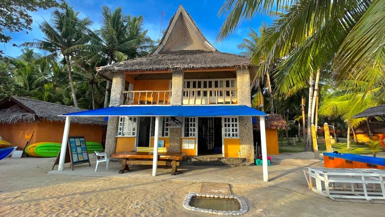 Hotel Coco Grove Beach Resort