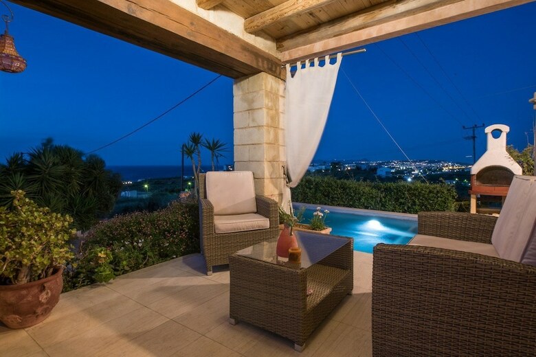 Apartamentos Pantanassa Villas