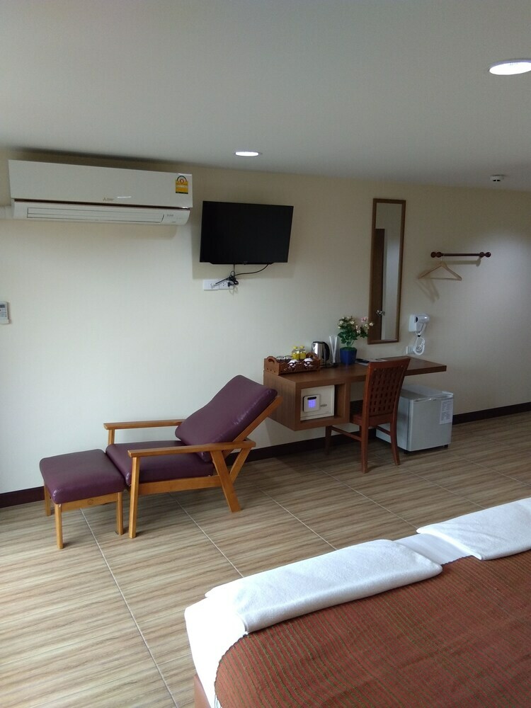 Hotel Baan Wanchart Bangkok Residences