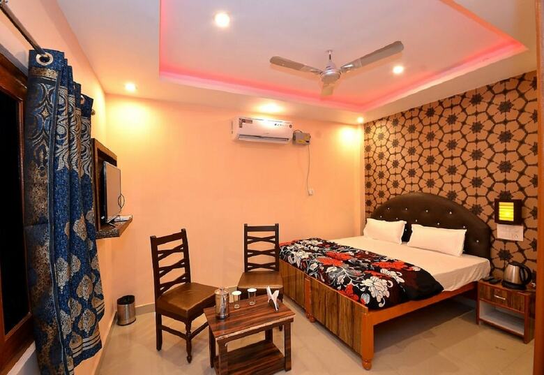 Hotel Walkin Shiva P Guest House