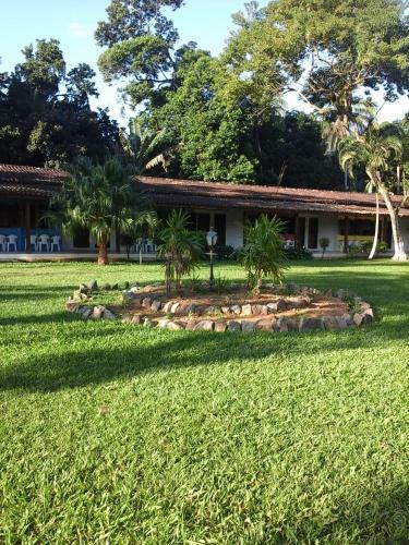 Hostal Ilhabela T�nis Clube