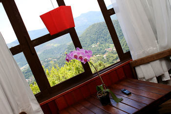 Hostal Pousada Le Siramat