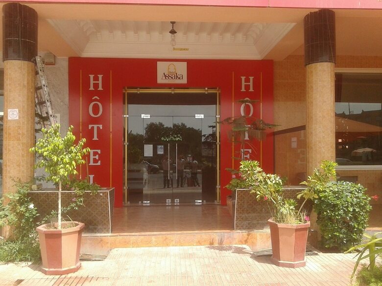 Hotel H�tel Caf� Restaurant Assaka