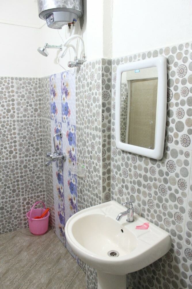 Hotel Pumpkin Vibgyor Guest House