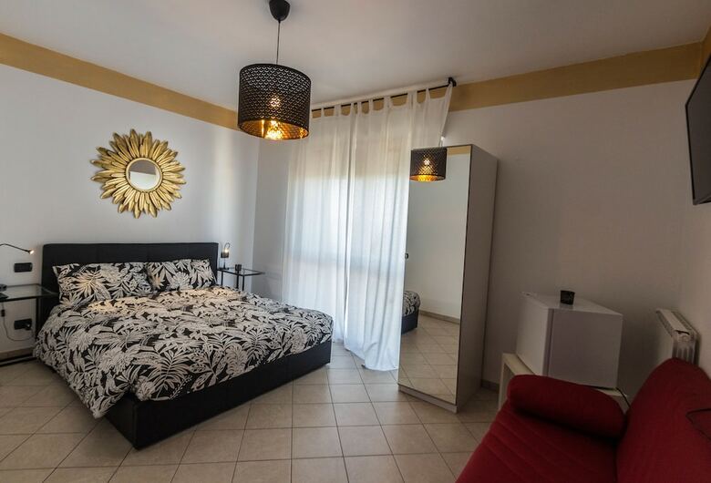 Hotel Leonardo Rome Holidays
