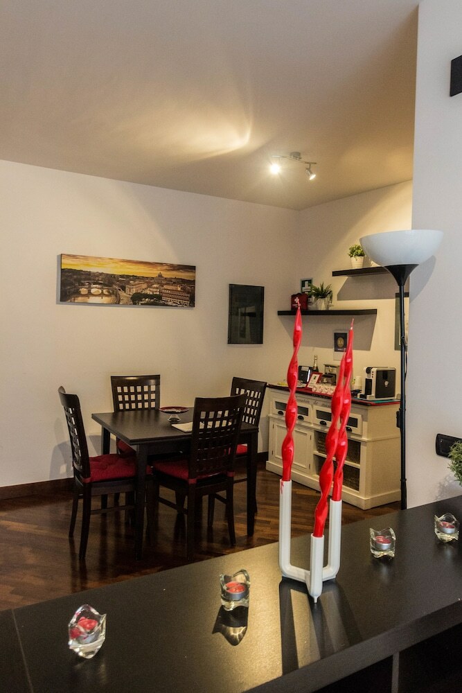 Hotel Leonardo Rome Holidays