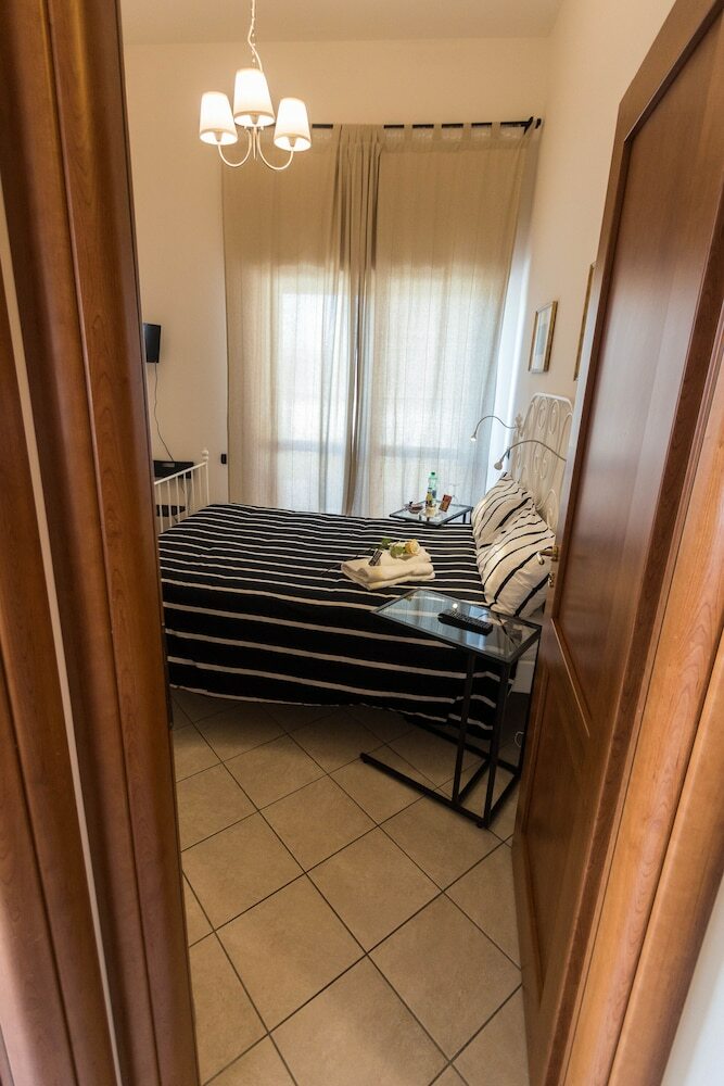 Hotel Leonardo Rome Holidays