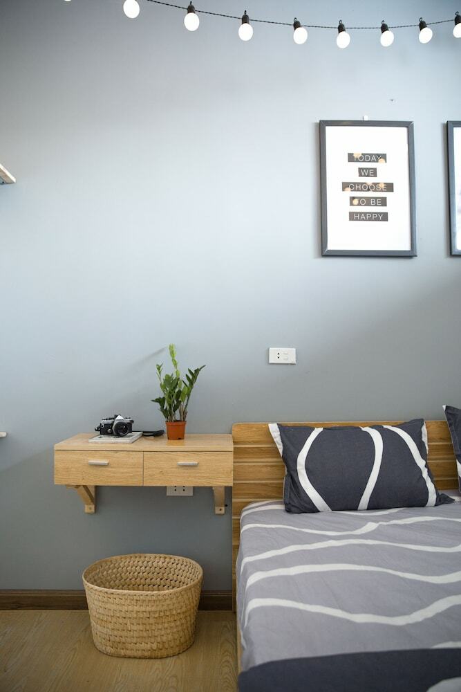 Hotel Liiight Homestay