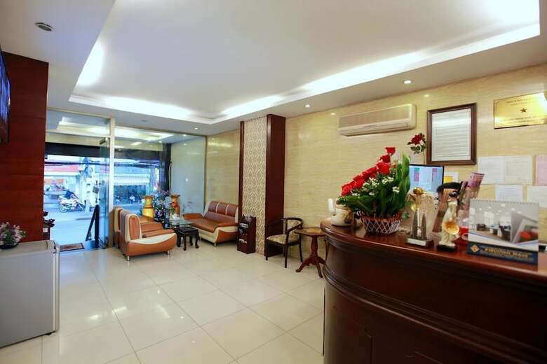 Lucky Star Hotel