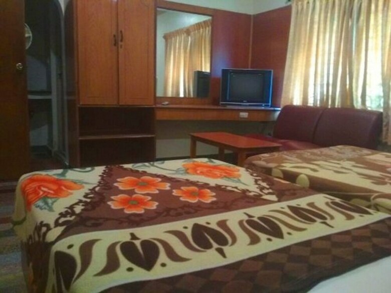Hotel Krishna Tourist Home