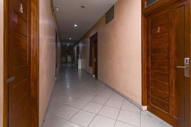 Hotel Reddoorz @ Jalan Darussalam Medan