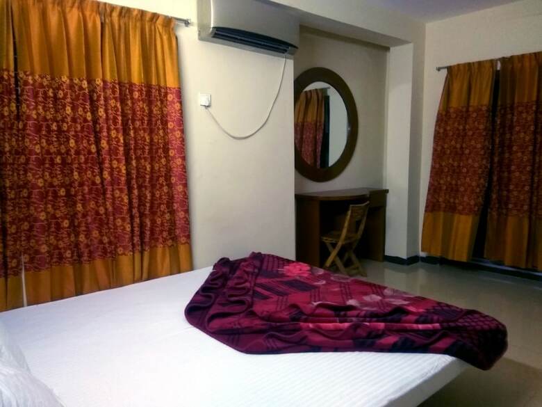 Hotel Delwar Paradise