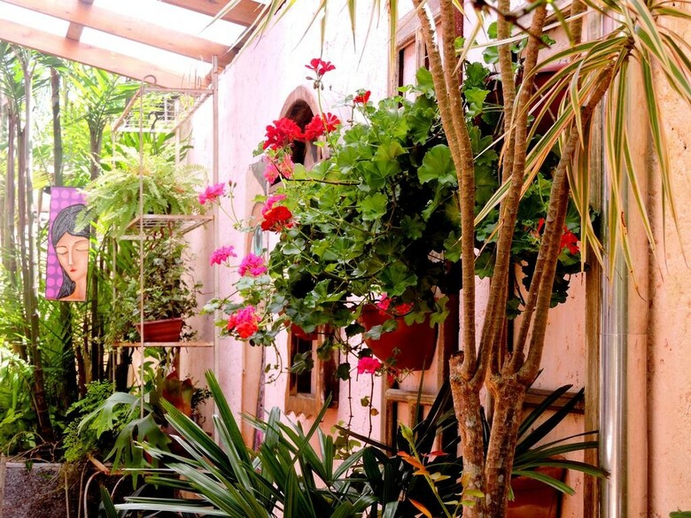 Hostal Pousada Pedra Rosa