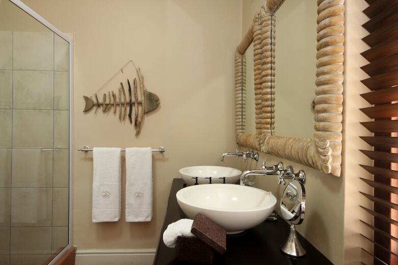 Hotel Lavender Manor Guest Lodge