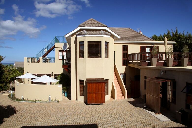 Hotel Lavender Manor Guest Lodge