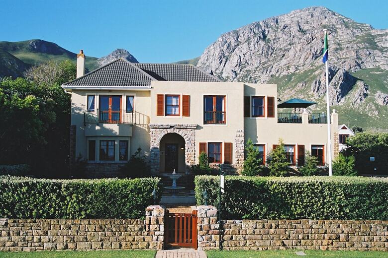Hotel Lavender Manor Guest Lodge