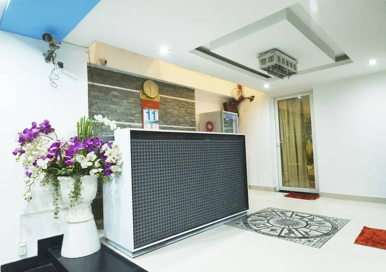 Hostal My Friends Hotel - Hostel