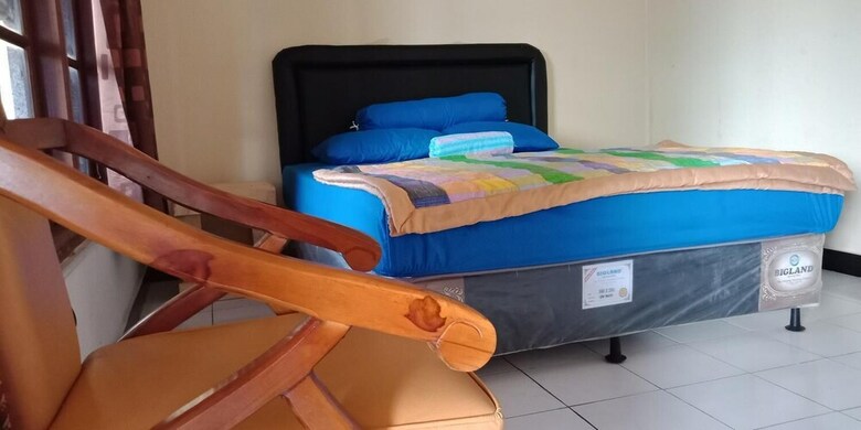 Hotel Rori Homestay