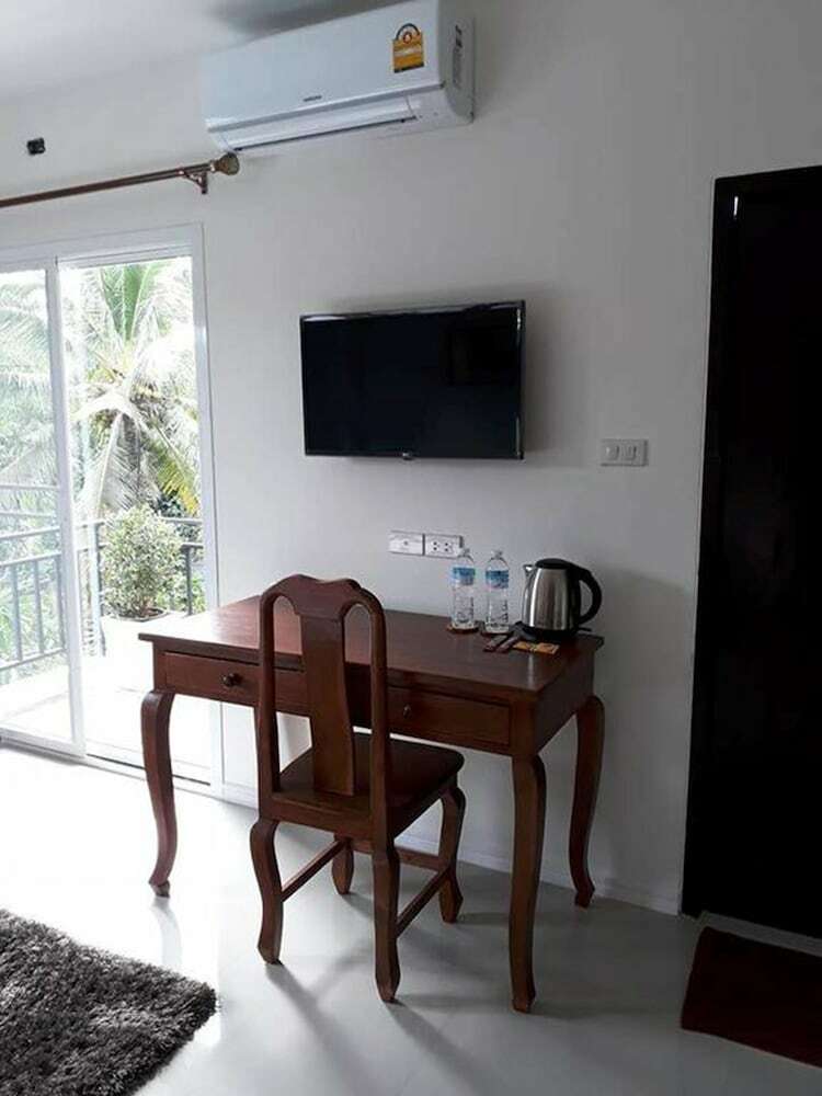 Hotel Baan Klangsuan Bang Korbua
