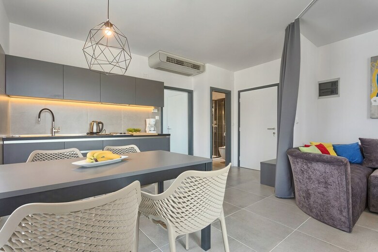 Apartamentos Astinian