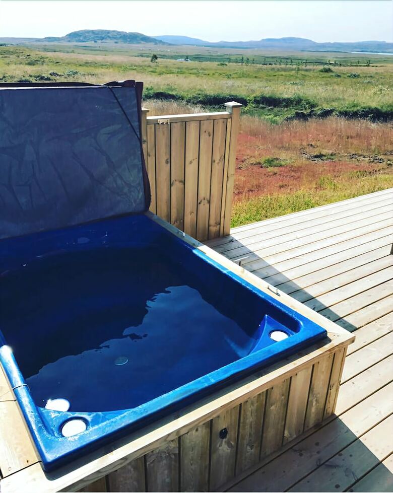 Blue View Cabin 6b (Seasonal Hot Tub)