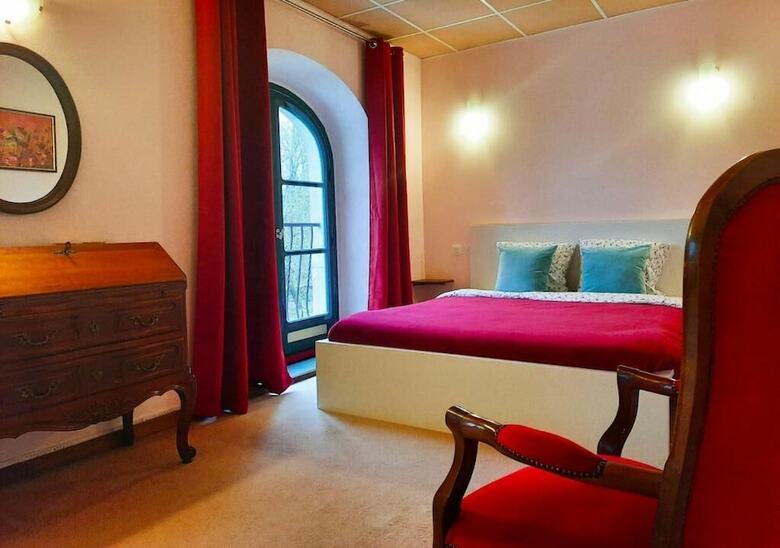 Domaine Lou Castet B&B