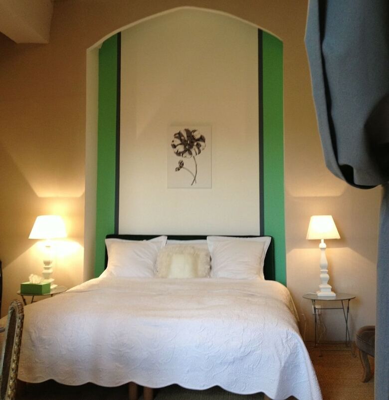 Bed & Breakfast L'arcane Du Bellay - Chambres D'h�tes de Charme