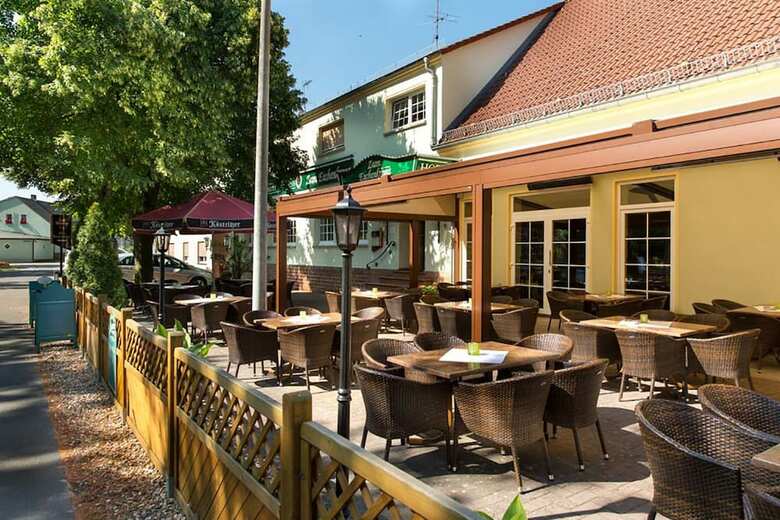 Hotel Und Gasthaus Zum Eichenkranz