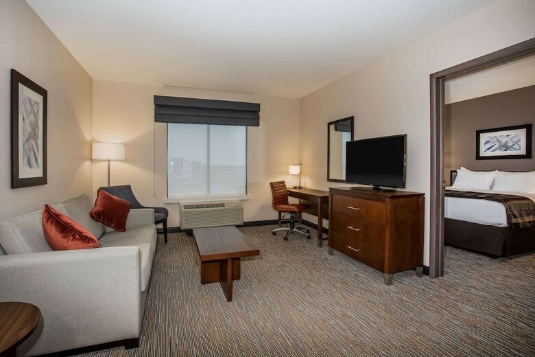 Hotel Wingate By Wyndham Denver Airport