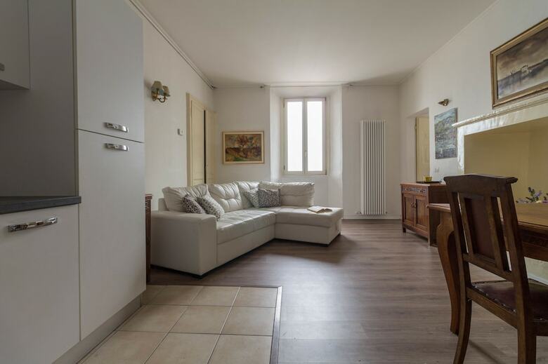 Lungolago Apartment