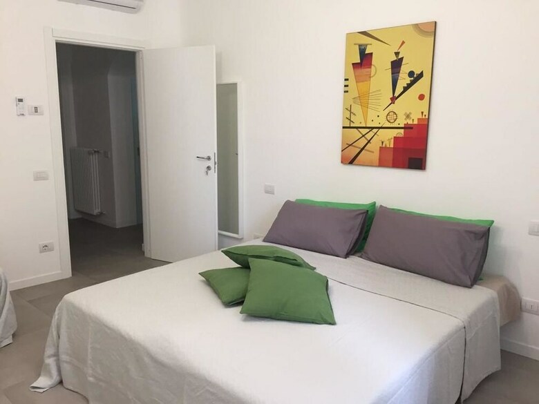 Bed & Breakfast Room Center Station 2