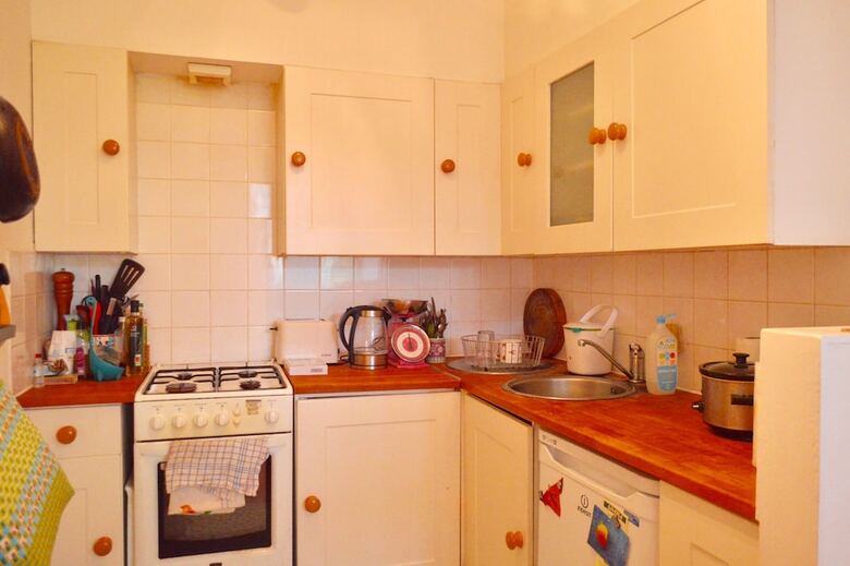 One Bedroom Meadowbank Apartment Sleeps 2
