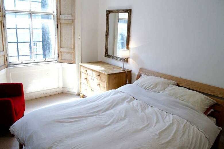 Apartamentos 2 Bedroom Central Home With King Beds Sleeps 4