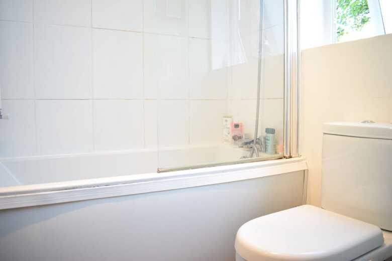 Apartamentos Beautiful, Bright 1-bedroom Home With Garden