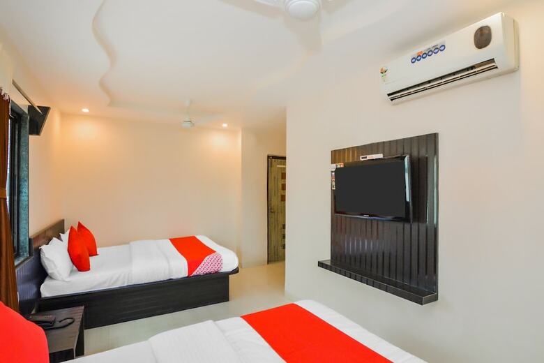 Hotel Oyo 16458 Vivaant Palace