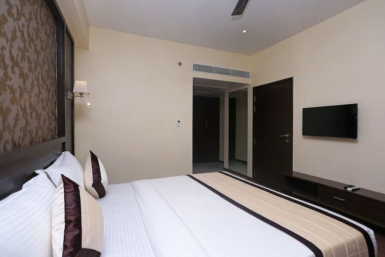 Hotel Edition O 30022 Ekana Cricket Stadium