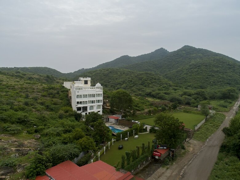 Hotel Gazebo Inn Resort