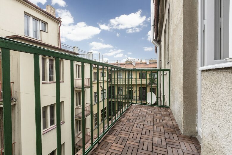 Premier Apartment Old Town Hradebni