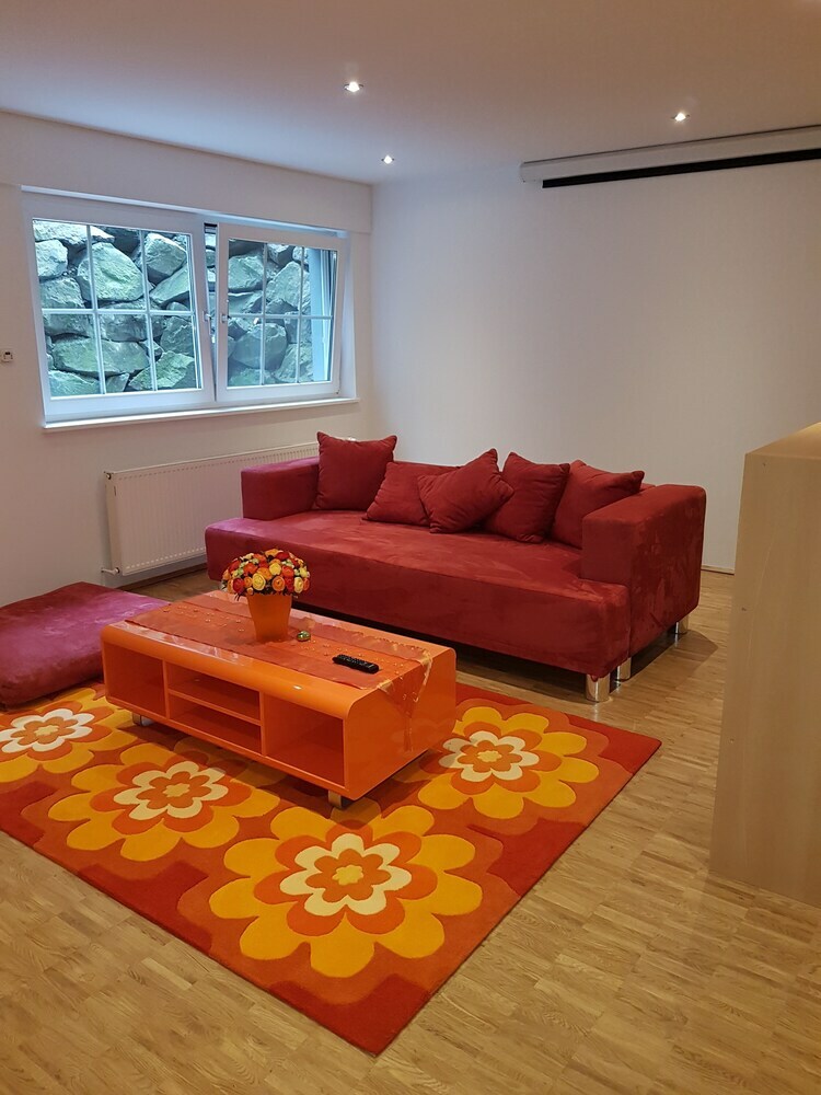 Apartamentos Wohnen Im Souterrain Einer Villa
