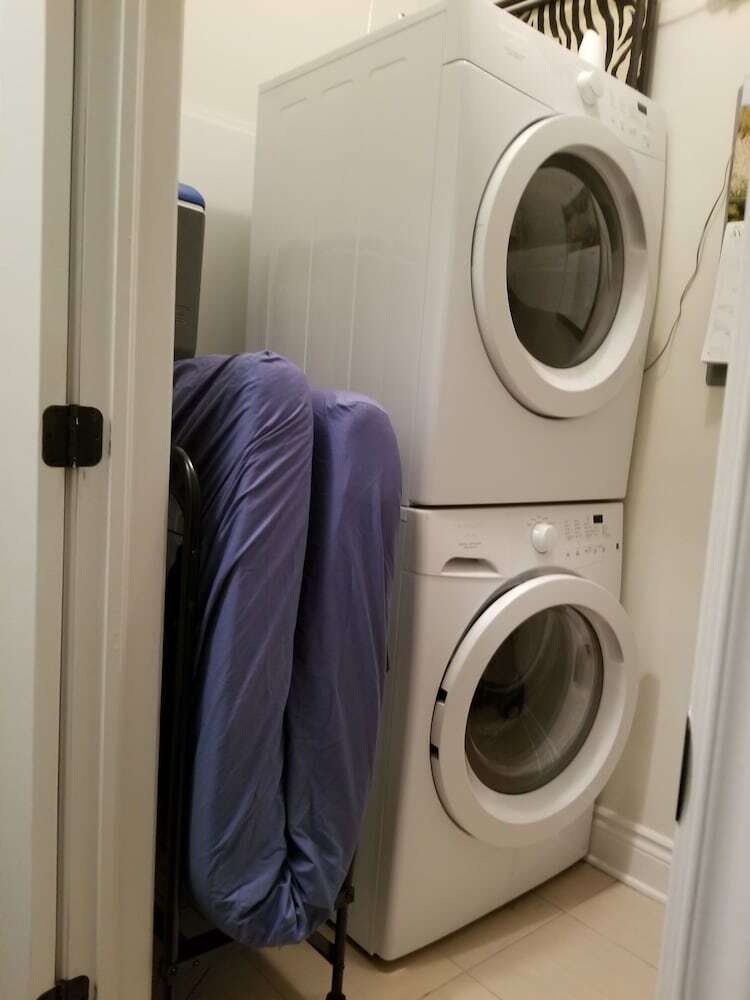 Le Champlain Condo 102