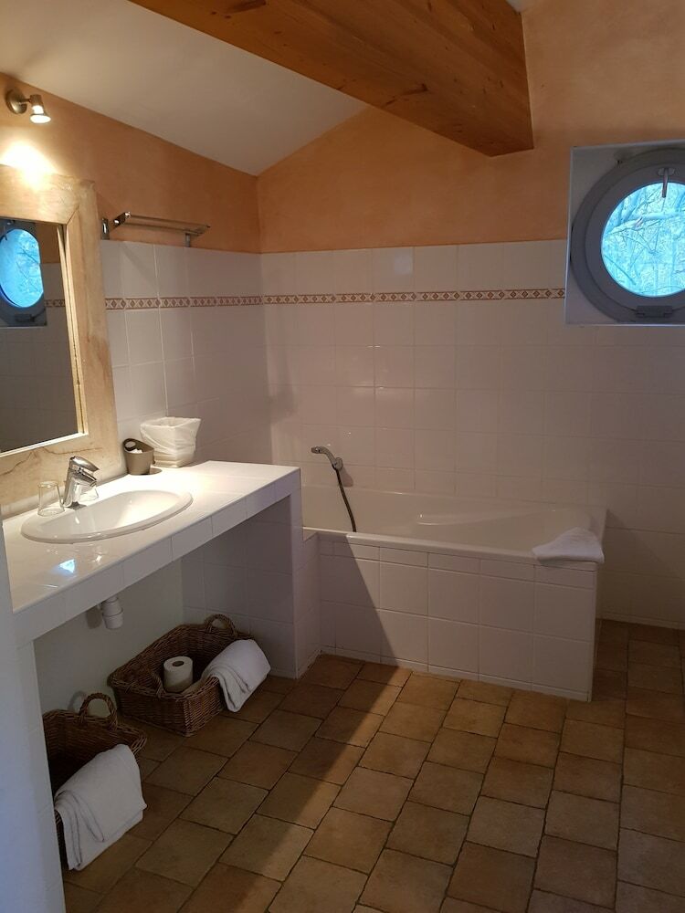 Hotel H�tel Guilhaume D'orange