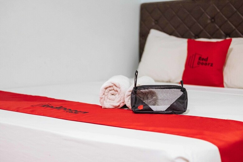 Hotel Reddoorz Plus Near Cebu Capitol