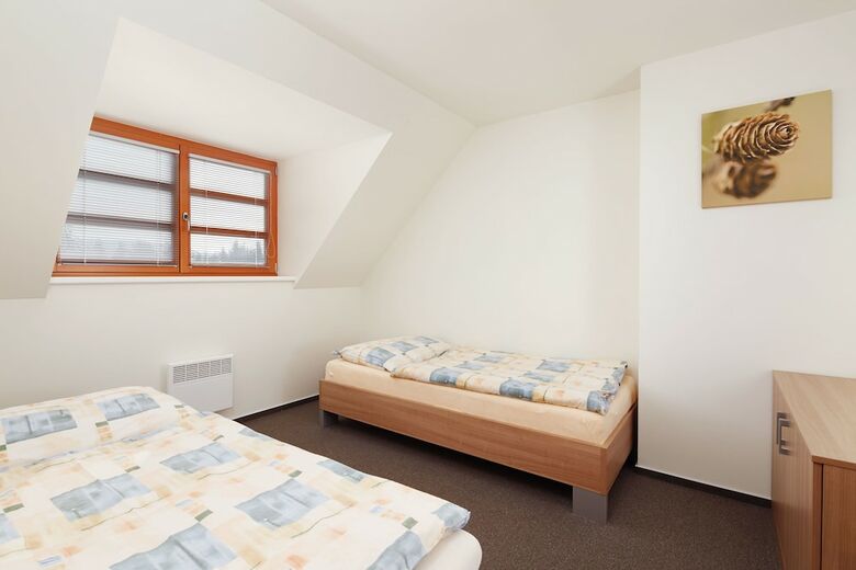 Wellness Hotel ?�?ky