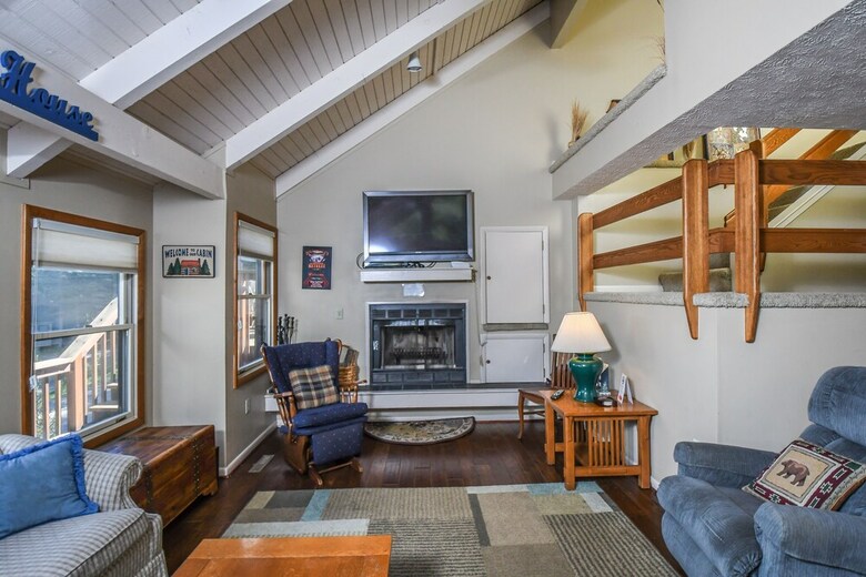 Apartamentos Bear Feet 3 Bedroom Townhome