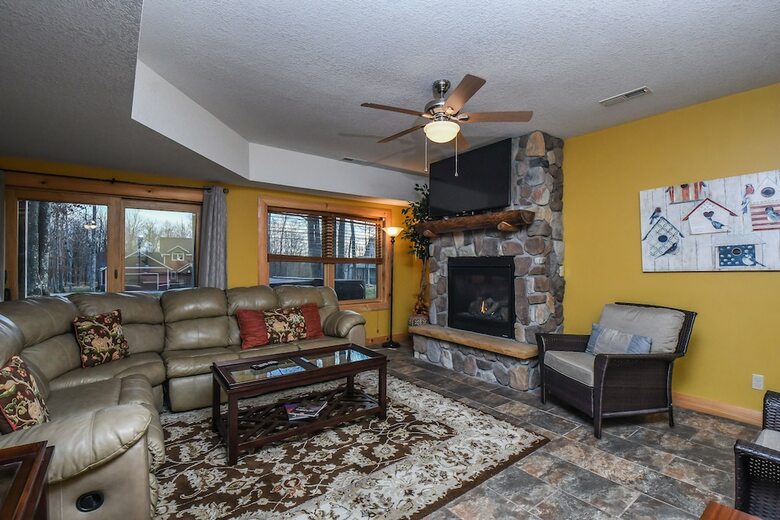 Sheba Snow 5 Bedroom House