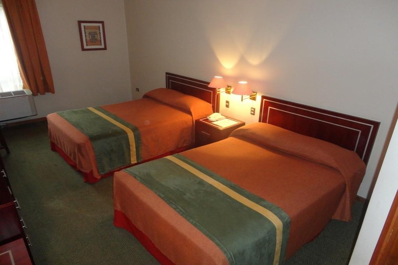 Hotel Diego De Almagro Los Angeles